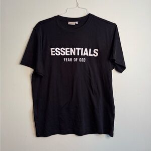 Essentials Fear of God Tshirt (M)